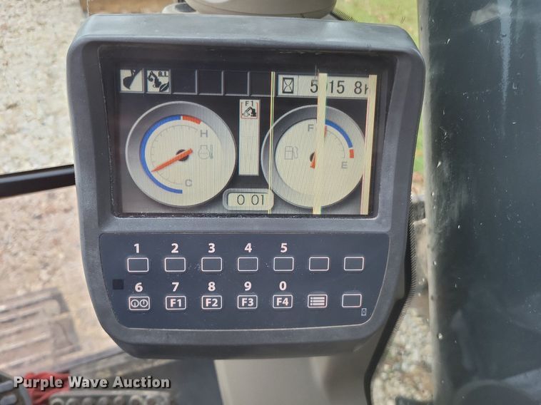 image for item DK1129 2006 John Deere 240D LC  excavator