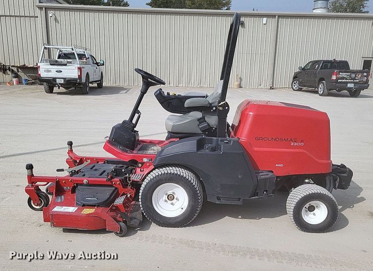image for item DK1130 Toro Groundsmaster 3300  lawn mower