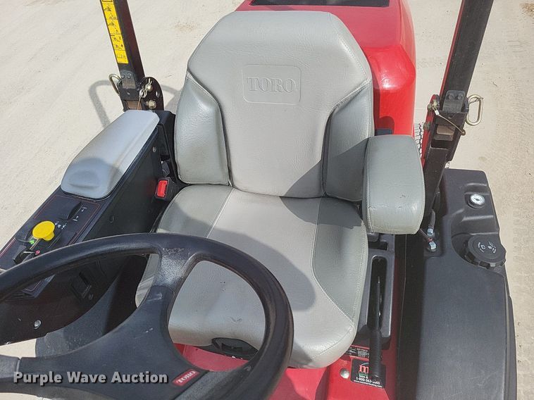 image for item DK1130 Toro Groundsmaster 3300  lawn mower