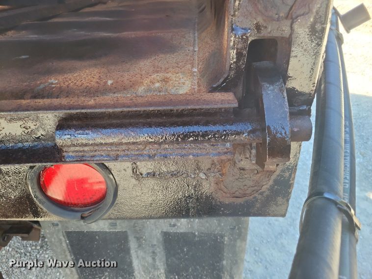 image for item DK1140 1995 Ford L8000  dump truck