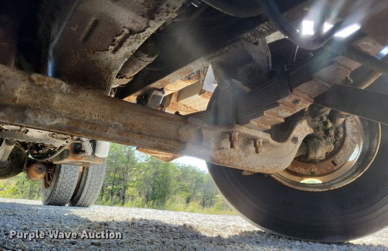 image for item DK1140 1995 Ford L8000  dump truck