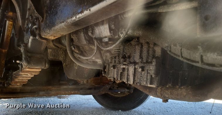 image for item DK1140 1995 Ford L8000  dump truck