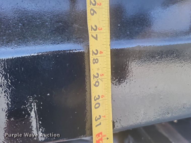 image for item DK1140 1995 Ford L8000  dump truck