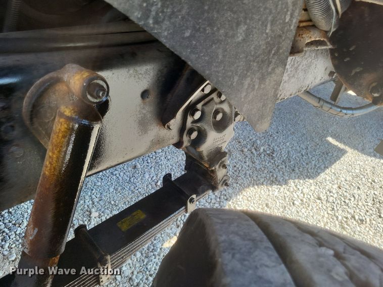 image for item DK1140 1995 Ford L8000  dump truck