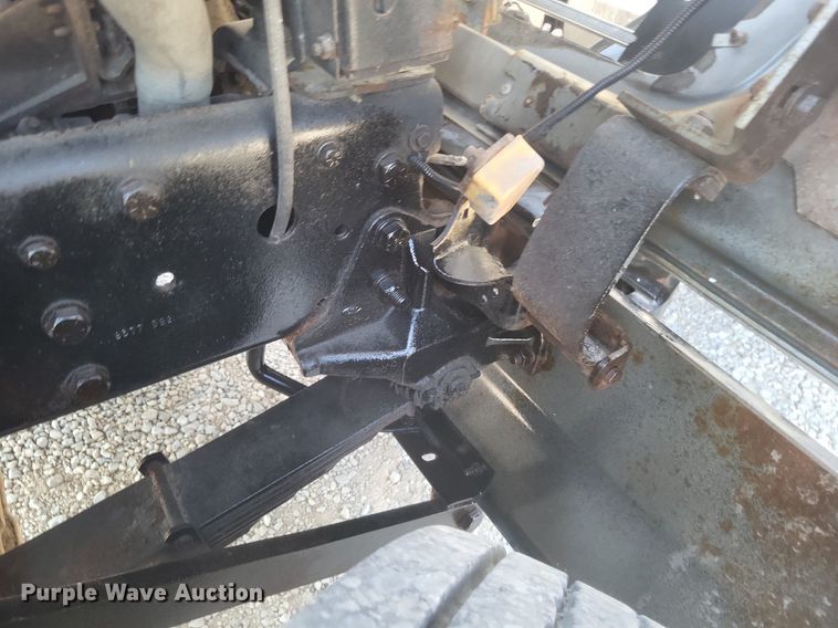 image for item DK1140 1995 Ford L8000  dump truck