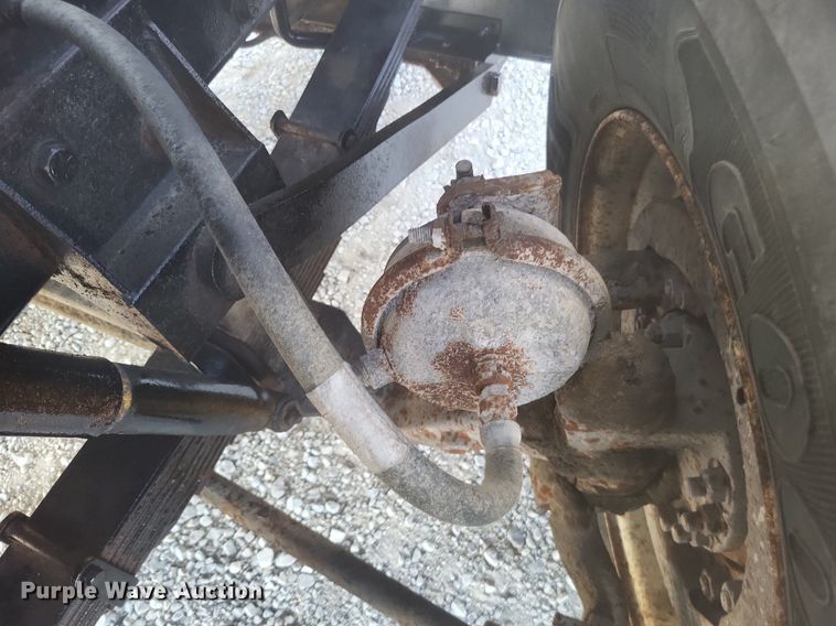 image for item DK1140 1995 Ford L8000  dump truck