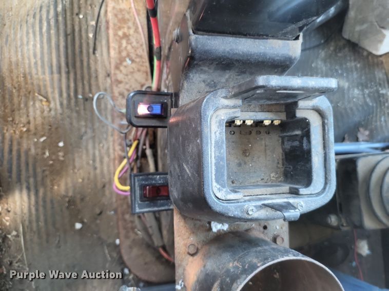 image for item DK1140 1995 Ford L8000  dump truck