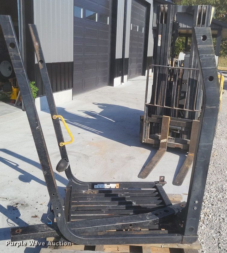 image for item DK1142 Daewoo GC25E-3  forklift