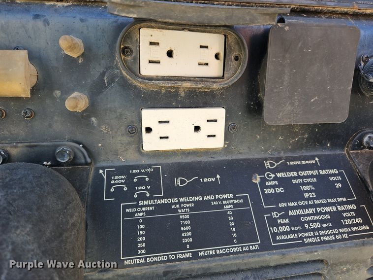 image for item DK1143 Lincoln Electric Ranger  welder