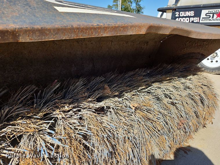 image for item DK1146 Skid steer attachments