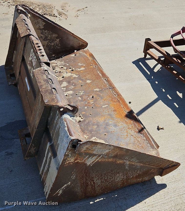 image for item DK1146 Skid steer attachments