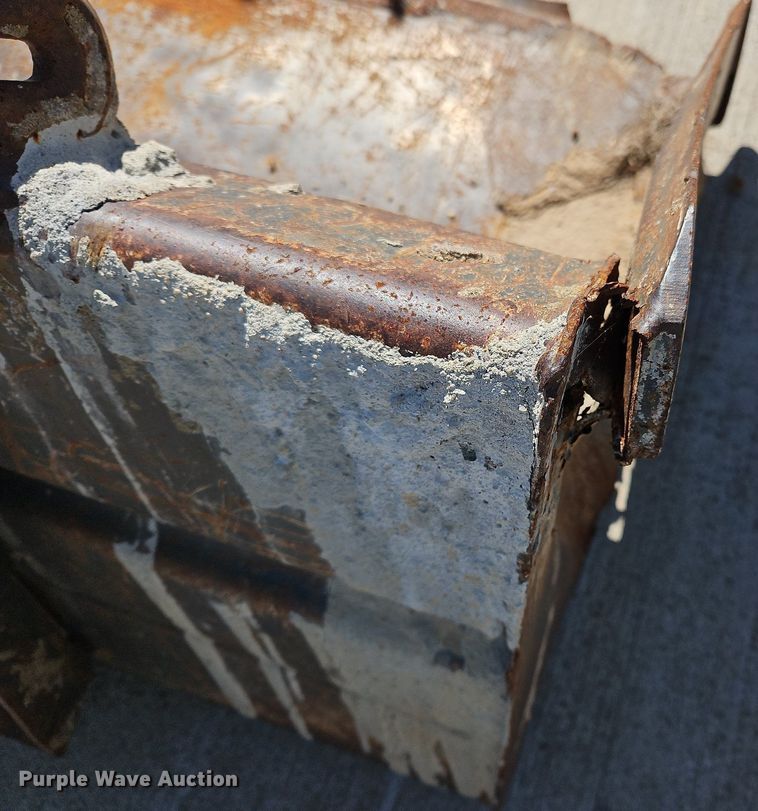 image for item DK1146 Skid steer attachments