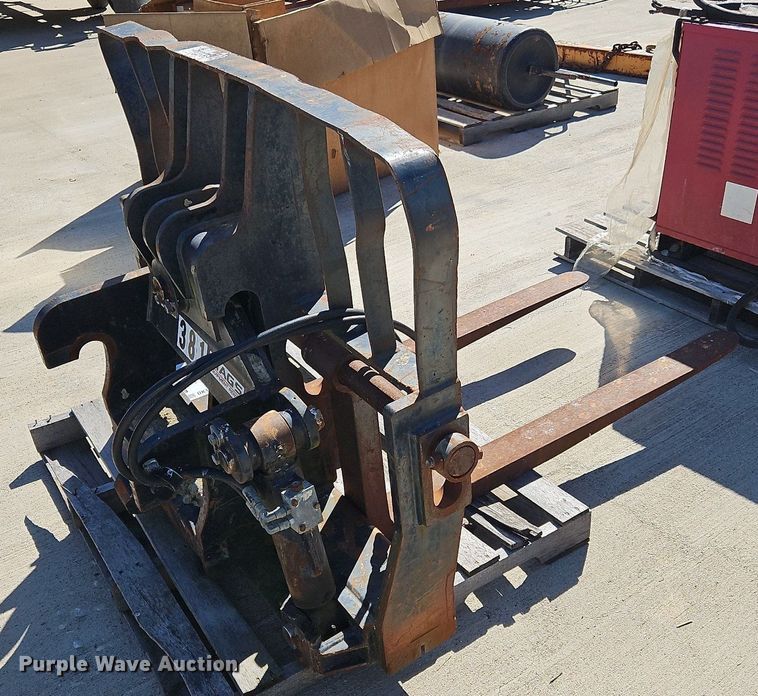 image for item DK1147 Gradall  forklift forks