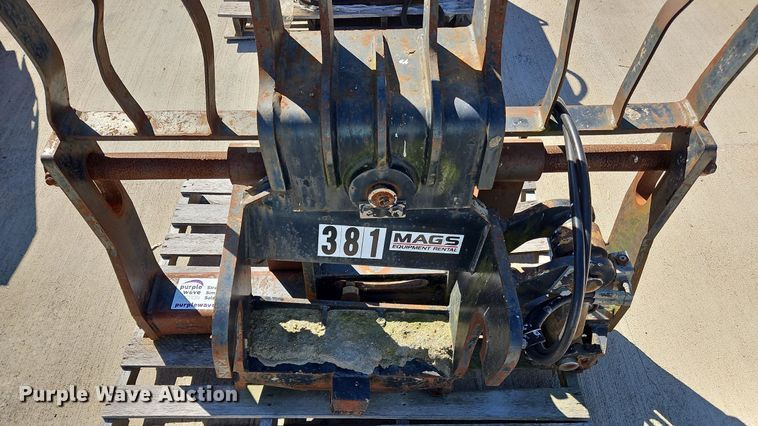 image for item DK1147 Gradall  forklift forks