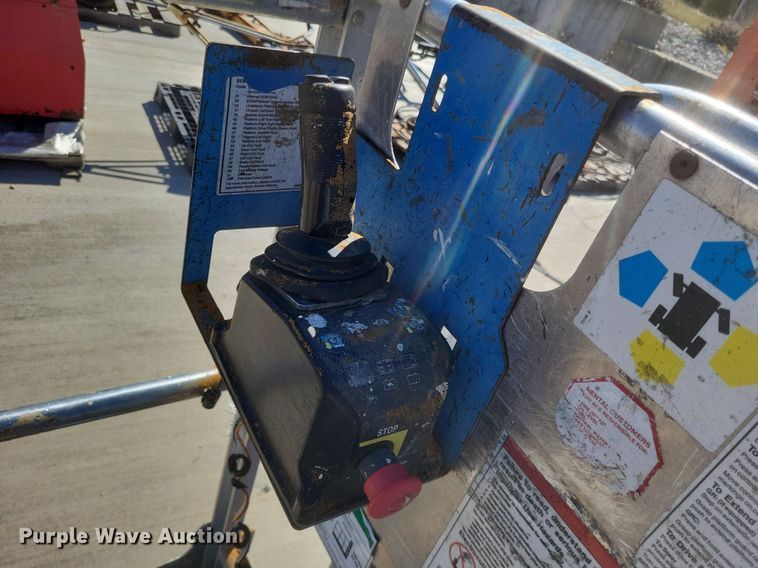 image for item DK1150 2009 Genie GR-20  vertical lift