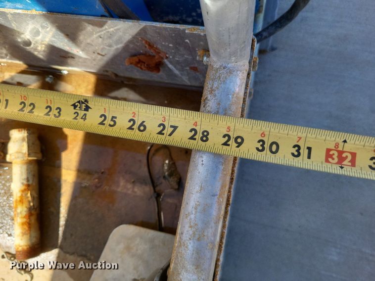 image for item DK1150 2009 Genie GR-20  vertical lift