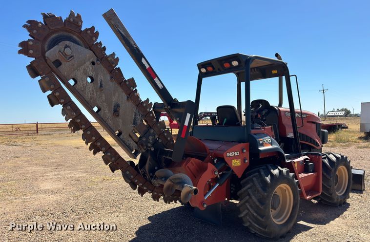 image for item DK2561 2014 Ditch Witch RT100  trencher