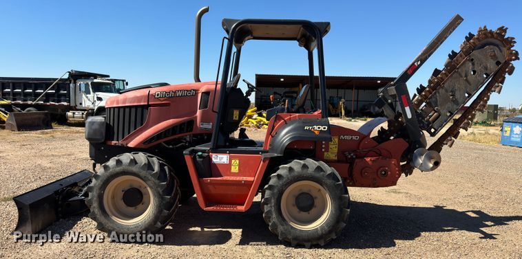 image for item DK2561 2014 Ditch Witch RT100  trencher