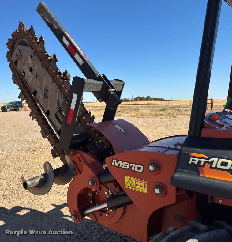 image for item DK2561 2014 Ditch Witch RT100  trencher