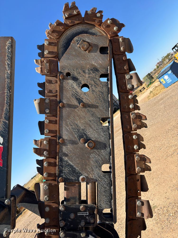 image for item DK2561 2014 Ditch Witch RT100  trencher