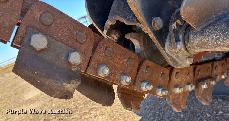 image for item DK2561 2014 Ditch Witch RT100  trencher