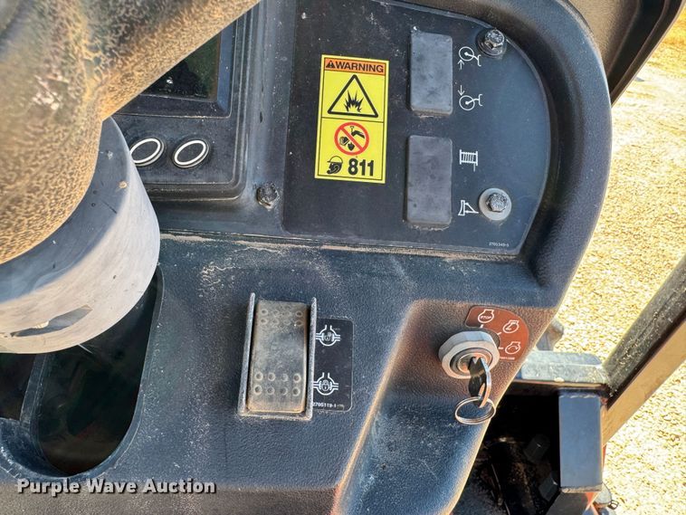 image for item DK2561 2014 Ditch Witch RT100  trencher