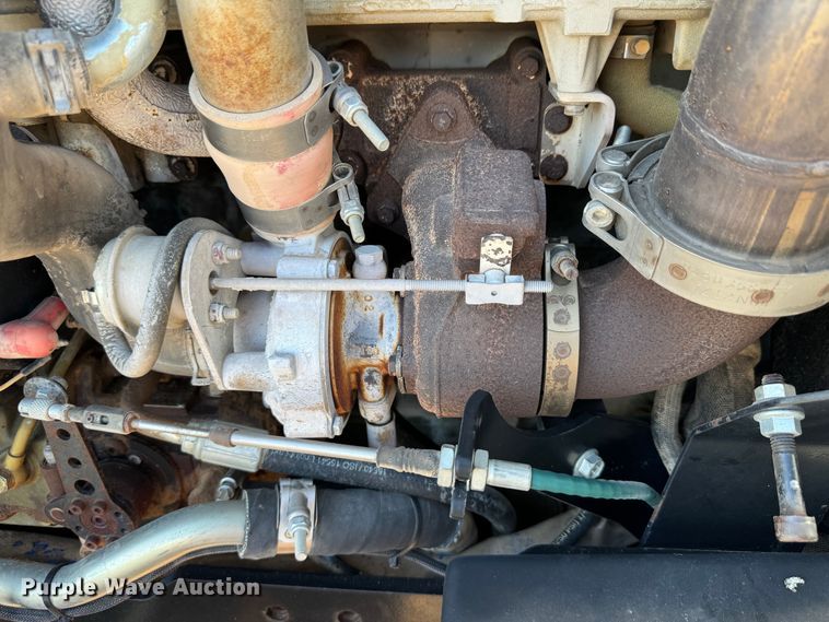 image for item DK2561 2014 Ditch Witch RT100  trencher