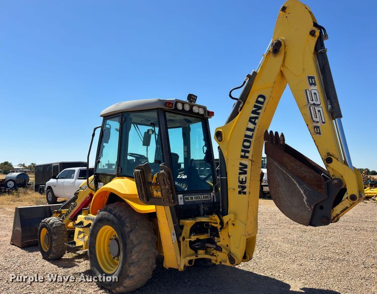 image for item DK2562 2012 New Holland B95B  backhoe