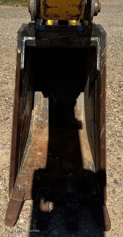 image for item DK2562 2012 New Holland B95B  backhoe