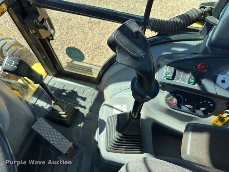 image for item DK2562 2012 New Holland B95B  backhoe