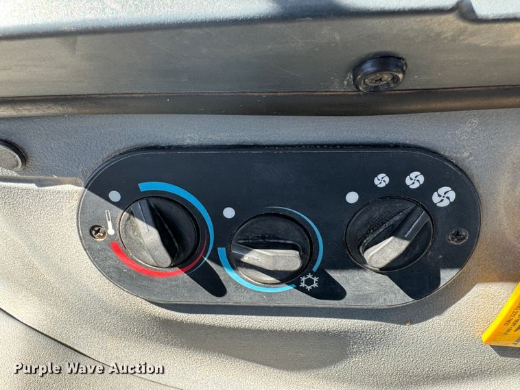 image for item DK2562 2012 New Holland B95B  backhoe