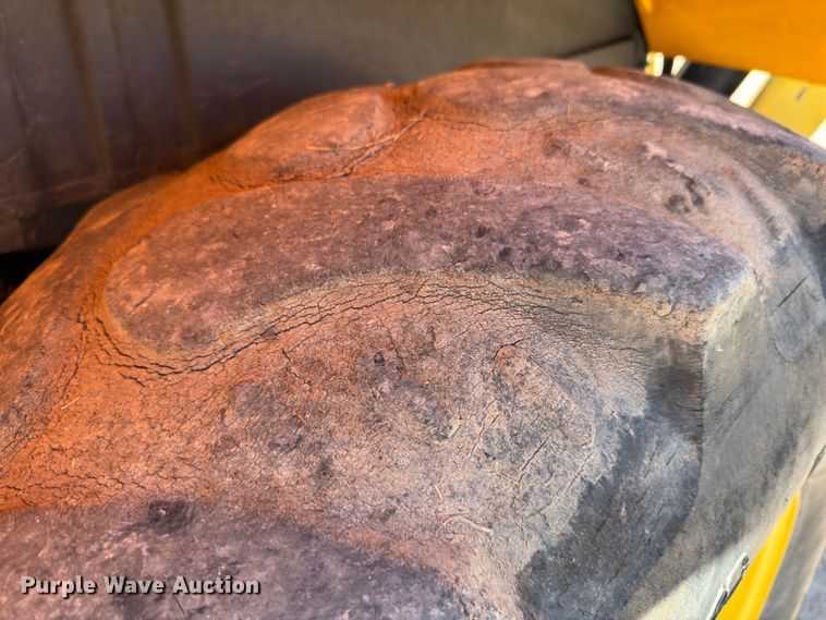 image for item DK2562 2012 New Holland B95B  backhoe