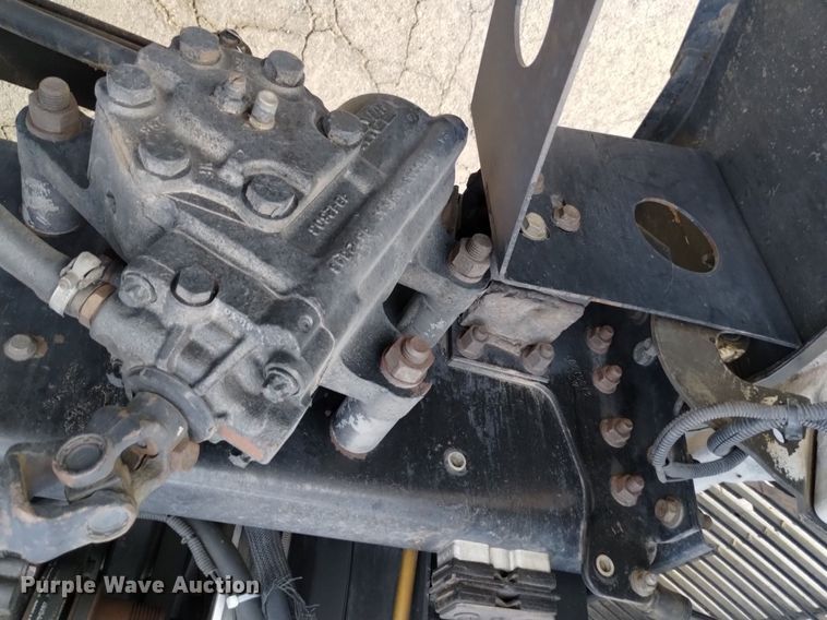 image for item DK8793 2000 Volvo  tank truck