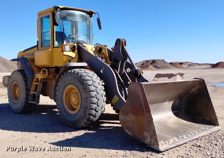 image for item DK8855 2006 Volvo L70E  wheel loader