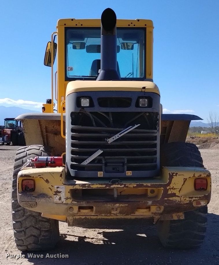 image for item DK8855 2006 Volvo L70E  wheel loader