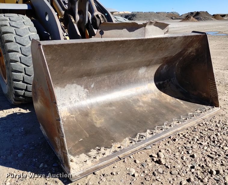 image for item DK8855 2006 Volvo L70E  wheel loader