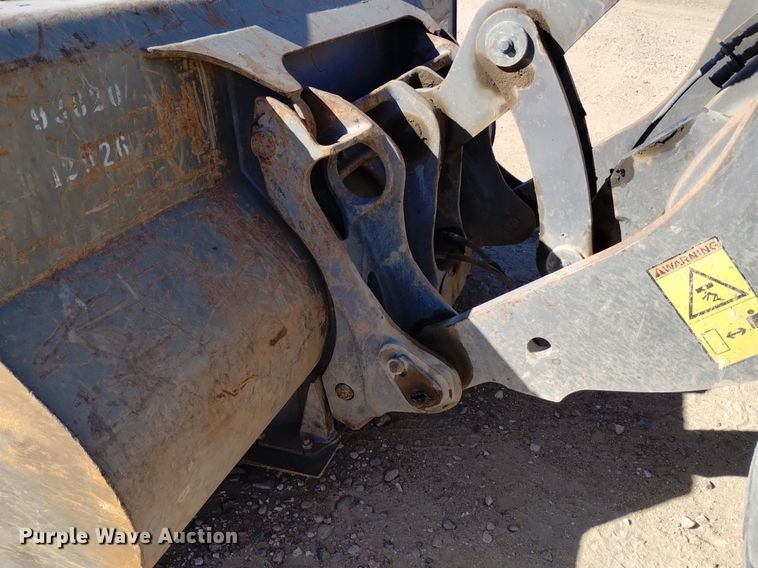 image for item DK8855 2006 Volvo L70E  wheel loader
