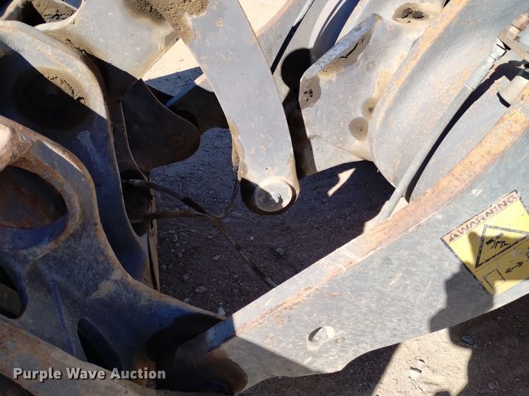 image for item DK8855 2006 Volvo L70E  wheel loader