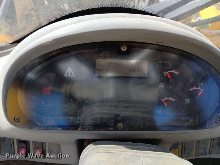 image for item DK8855 2006 Volvo L70E  wheel loader