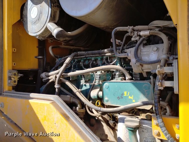 image for item DK8855 2006 Volvo L70E  wheel loader