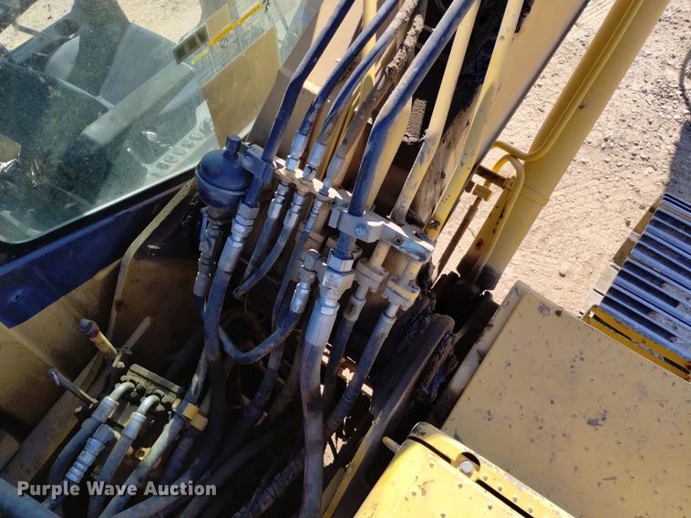 image for item DK8856 2006 Komatsu PC200LC-8  excavator