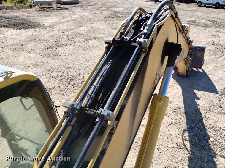 image for item DK8856 2006 Komatsu PC200LC-8  excavator