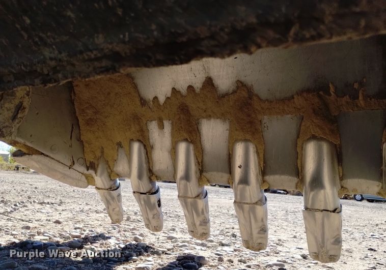 image for item DK8856 2006 Komatsu PC200LC-8  excavator