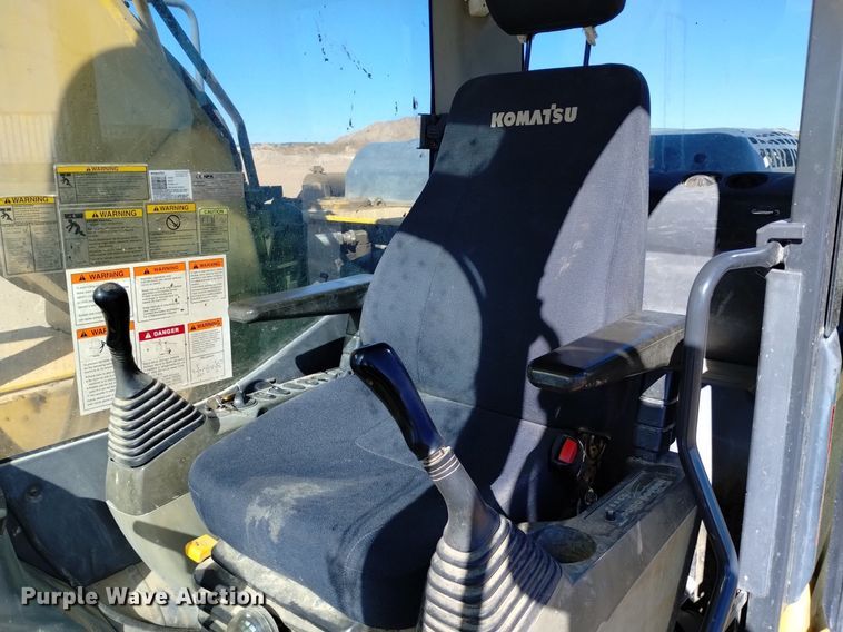 image for item DK8856 2006 Komatsu PC200LC-8  excavator