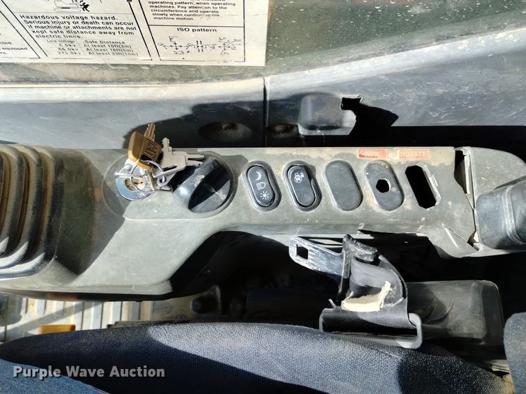 image for item DK8856 2006 Komatsu PC200LC-8  excavator