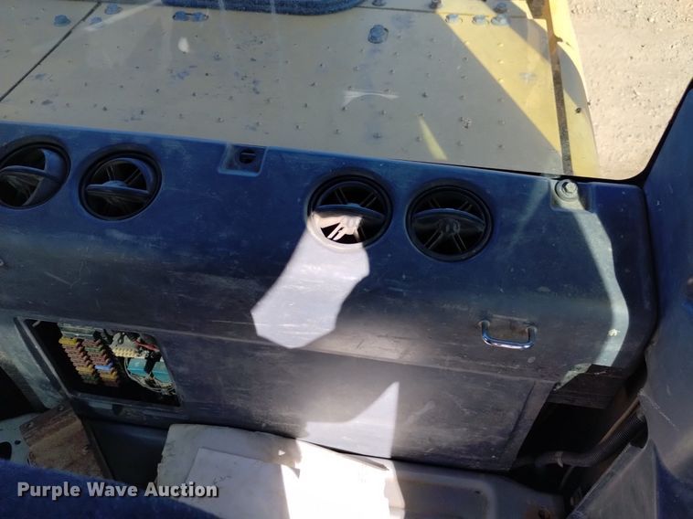 image for item DK8856 2006 Komatsu PC200LC-8  excavator