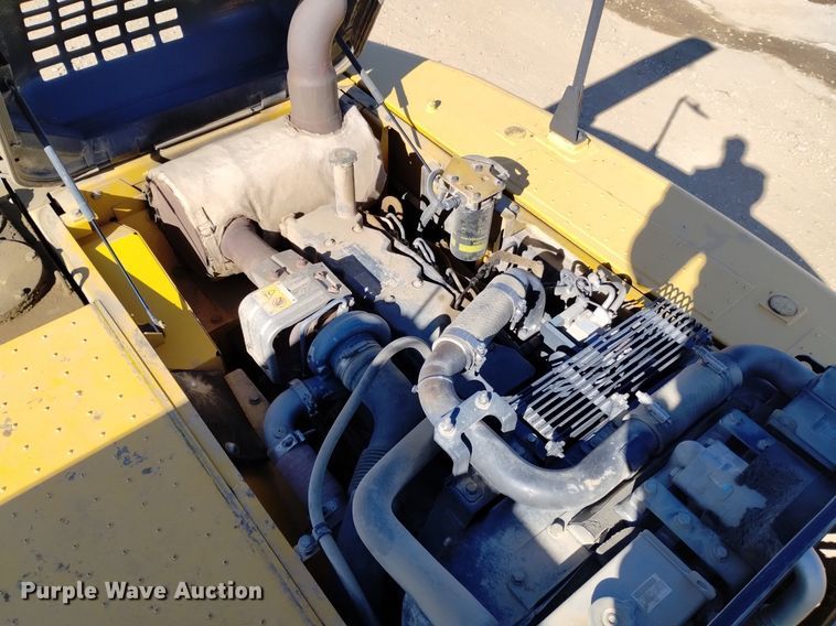 image for item DK8856 2006 Komatsu PC200LC-8  excavator