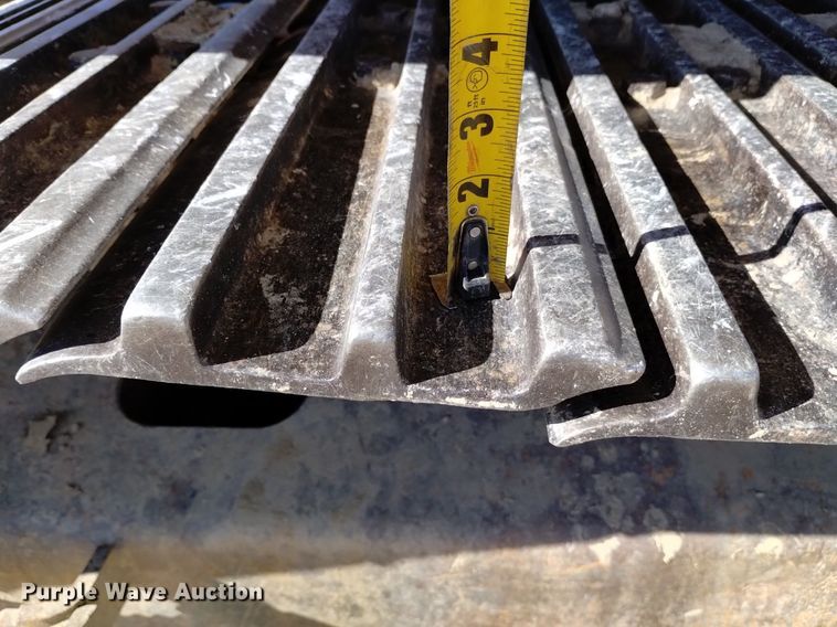 image for item DK8856 2006 Komatsu PC200LC-8  excavator