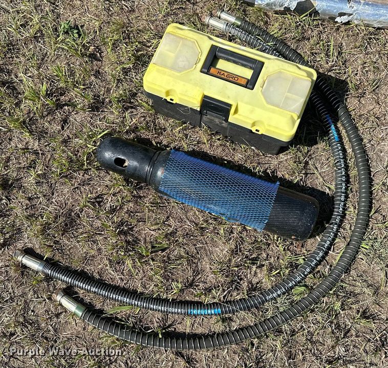 image for item DM6516 Agrotk 680  skid steer breaker