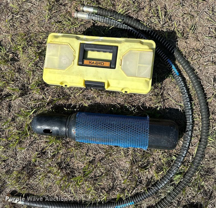 image for item DM6516 Agrotk 680  skid steer breaker